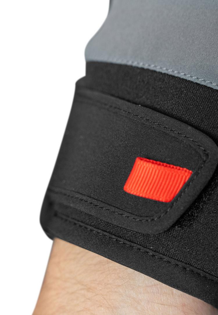 Reusch Reusch Venom R-TEX&reg; XT Handschuh - 6021 steel gray / fire red - 2 | SportScheck