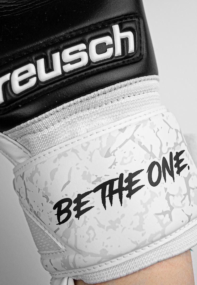 Reusch Reusch Attrakt Freegel Infinity Torwarthandschuhe - white / black - 2 | SportScheck