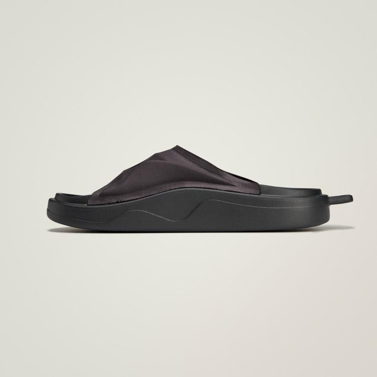 adidas adidas adidas by Stella McCartney Badeschlappen Badelatschen Damen - Core Black / Core Black / Core Black - 5 | SportScheck