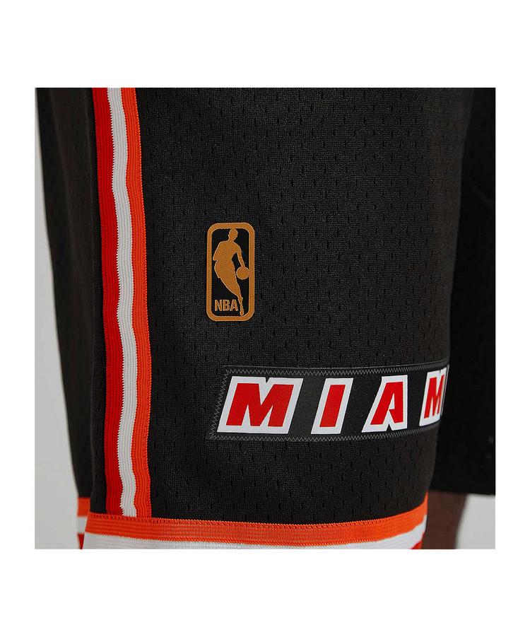 Mitchell & Ness Mitchell & Ness NBA Miami Heat NBA Miami Heat Short Sweathose Herren - schwarz - 1 | SportScheck