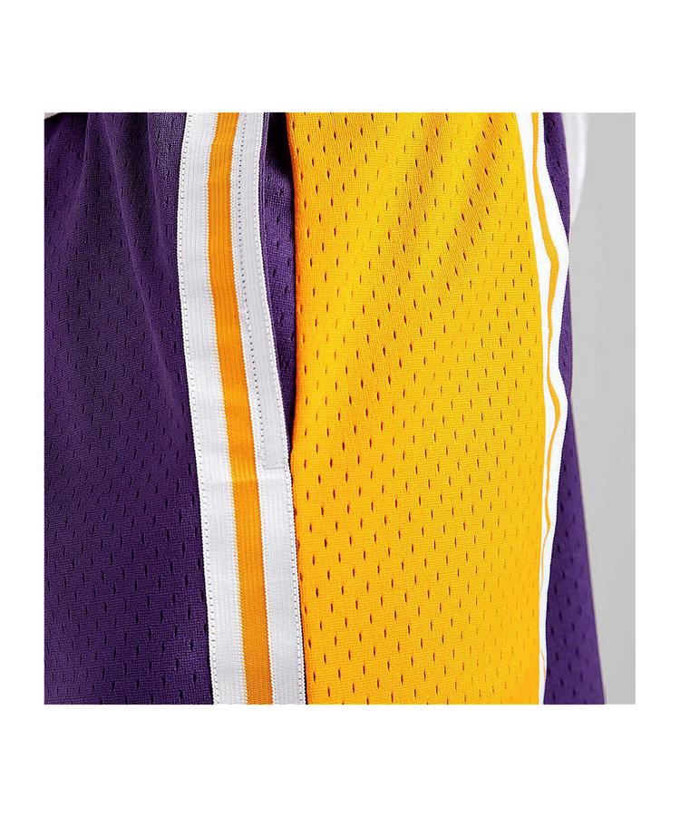 Mitchell & Ness Mitchell & Ness NBA Los Angeles Lakers 1994 1995 Short Sweathose Herren - lila - 1 | SportScheck