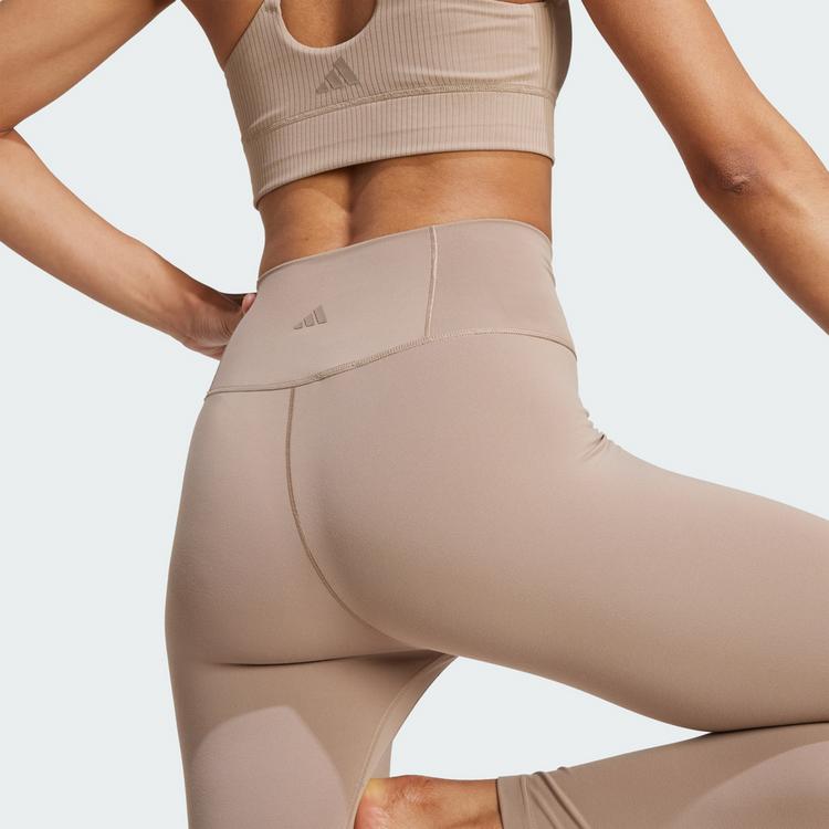 adidas adidas All Me 7/8-Leggings Leggings Damen - Chalky Brown / Chalky Brown - 0 | SportScheck