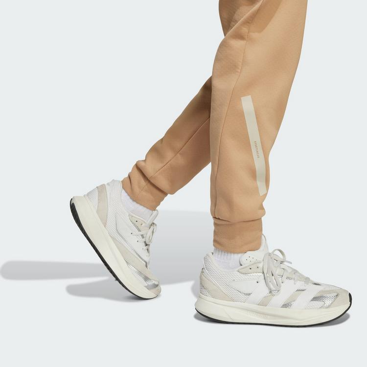 adidas adidas adidas Tapered-Leg Z.N.E. Kids Hose Stoffhose Kinder - Warm Sandstone / Beige - 1 | SportScheck