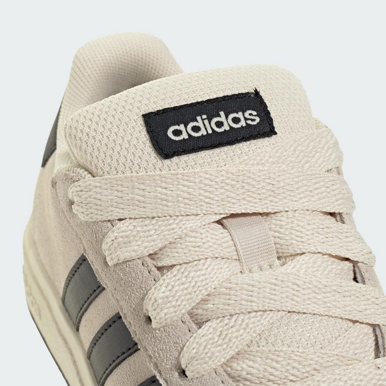 adidas adidas Grand Court 00s Schuh Sneaker Kinder - Wonder White / Core Black / Cloud White - 6 | SportScheck
