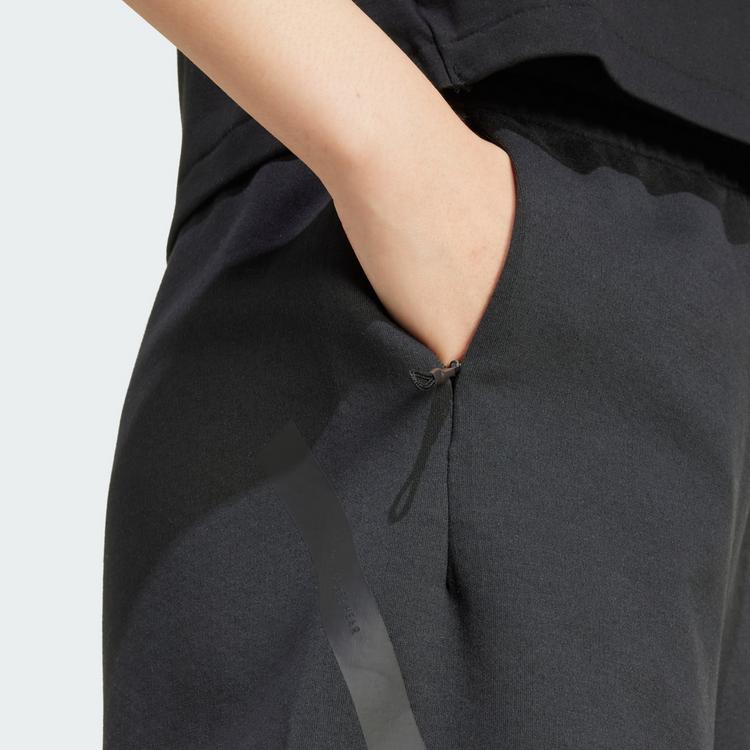 adidas adidas adidas Z.N.E. Shorts Funktionsshorts Damen - Black - 1 | SportScheck