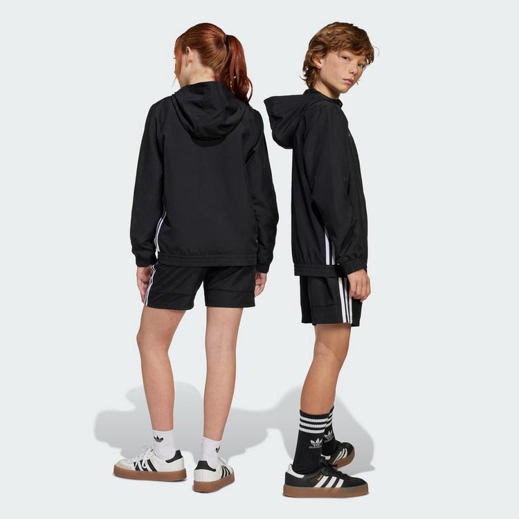 adidas adidas Tiro 25 Essentials Woven Kids Shorts Funktionsshorts Kinder - Black / White - 1 | SportScheck