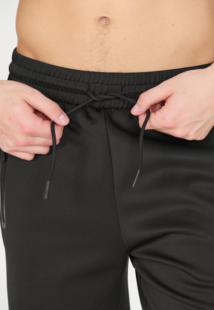 Cruz Cruz Kanpur Shorts Herren - 1001 Black - 1 | SportScheck