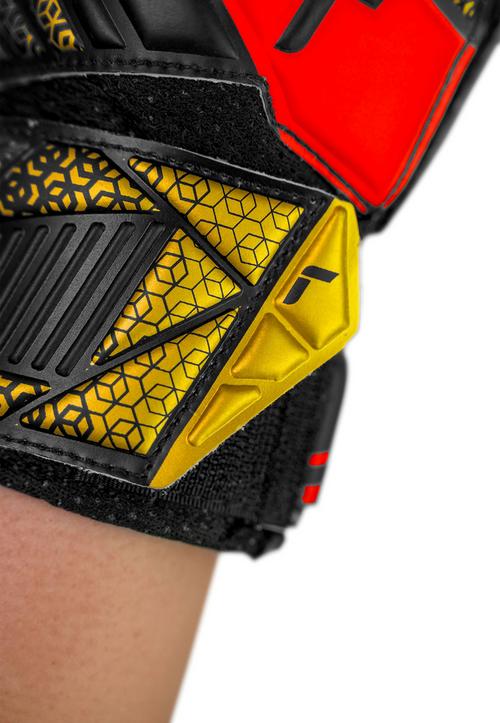 Rückansicht von Reusch Attrakt Solid Junior Torwarthandschuhe 7075 blck/gold/firy red