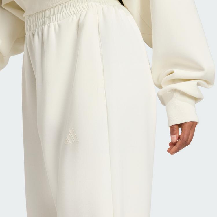 adidas adidas Soft Lux Loose Hose Trainingshose Damen - Beige - 0 | SportScheck