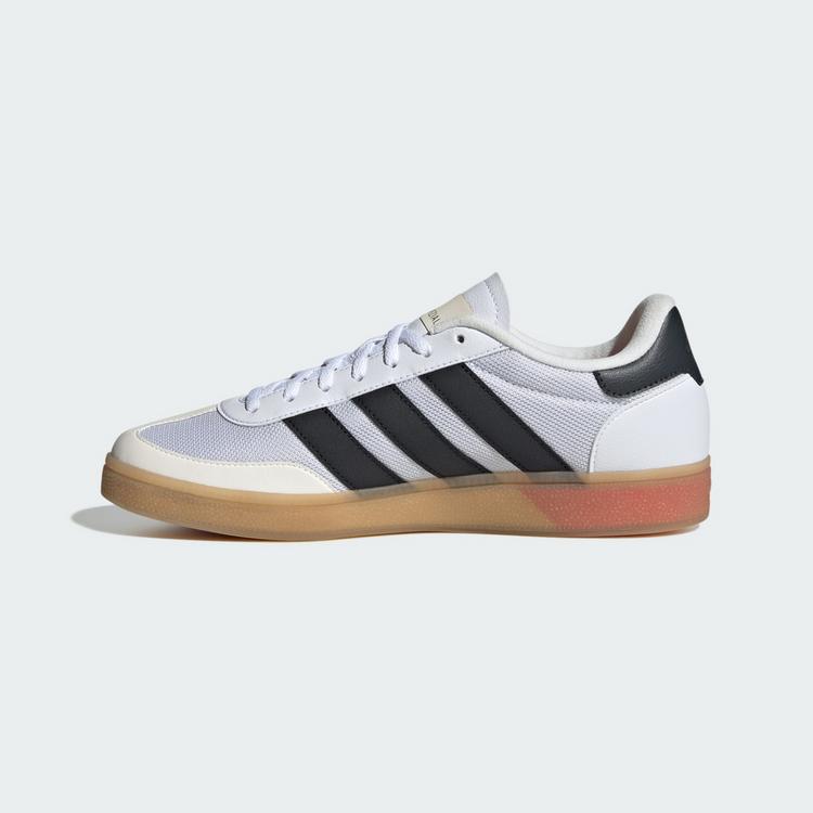 adidas adidas Spezial-Trainingsschuhe Fitnessschuhe - Cloud White / Core Black / Lucid Red - 5 | SportScheck