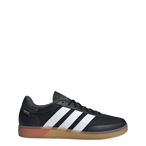 Rückansicht von adidas Training Spezial Fitnessschuhe Core Black / Chalk White / Lucid Red