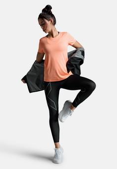 Rückansicht von 2XU Light Speed Tech Tee Funktionsshirt Damen digital peach-white reflective