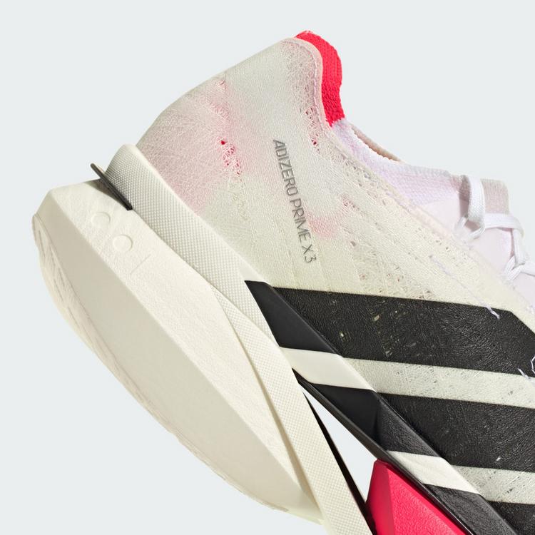 adidas adidas Adizero Prime X3 Strung Schuh Laufschuhe - Cloud White / Core Black / Lucid Red - 6 | SportScheck
