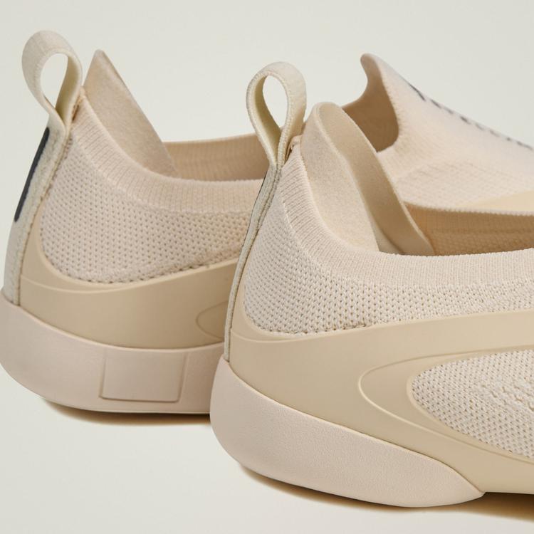 adidas adidas adidas By Stella McCartney Taekwondo Fitnessschuhe Damen - Almond Milk-Smc / Almond Milk-Smc / Core Black - 6 | SportScheck