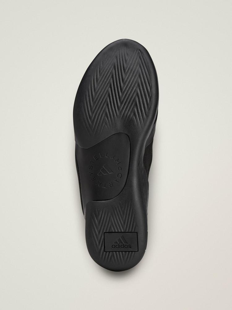 adidas adidas adidas By Stella McCartney Taekwondo Fitnessschuhe Damen - Core Black / Core Black / Cloud White - 2 | SportScheck