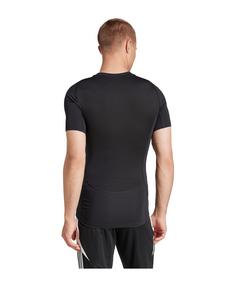 Rückansicht von adidas Techfit Underwear Shirt Weiß Funktionsshirt Herren schwarz