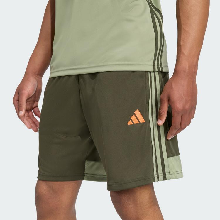 adidas adidas Tiro 25 Essentials Shorts Fu&szlig;ballshorts Herren - Night Cargo / Tent Green / Impact Orange - 0 | SportScheck
