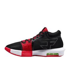 Rückansicht von Nike LeBron Witness VIII Faze Hallenschuhe Herren schwarz