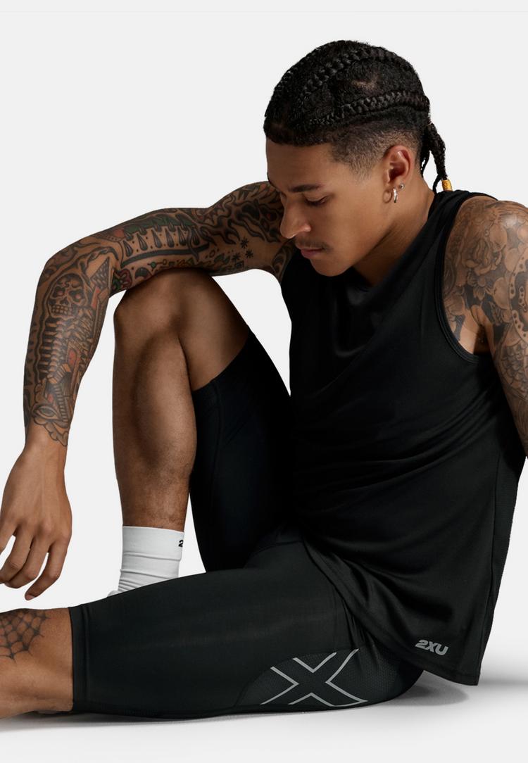 2XU 2XU Aero Mesh Compression Shorts Funktionsshorts Herren - black-silver reflective - 1 | SportScheck