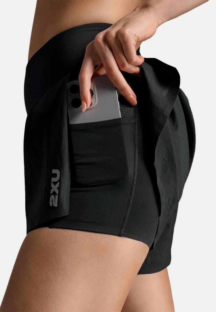2XU 2XU Aero Hi-Rise 2-in-1 3 Inch Shorts Funktionsshorts Damen - black-silver reflective - 5 | SportScheck