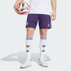 Rückansicht von adidas Manchester United 25/26 Auswärtsshorts Fußballshorts Herren Aurora Plum