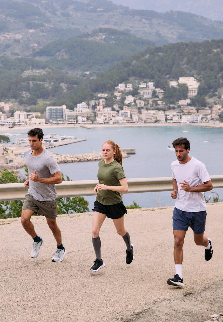 DANISH ENDURANCE DANISH ENDURANCE Sustain Sports T-Shirt T-Shirt Herren - black olive - 0 | SportScheck