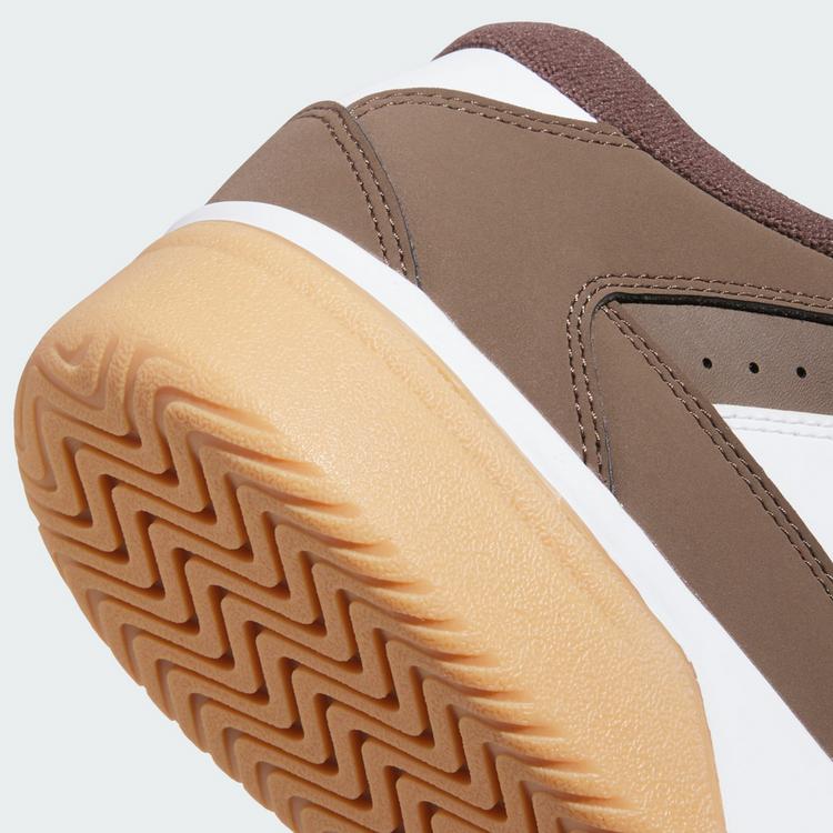 adidas adidas Turnaround Schuh Sneaker Herren - Earth Strata / Cloud White / Gum - 6 | SportScheck