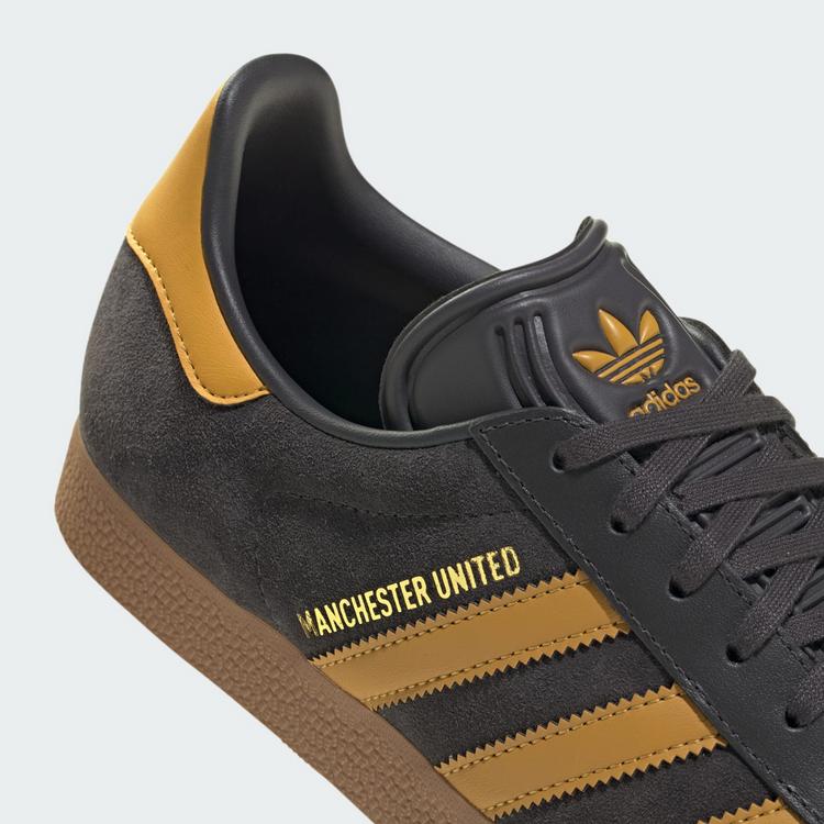 adidas adidas Gazelle Manchester United Schuhe Fu&szlig;ballschuhe Herren - Utility Black / Preloved Yellow / Gum - 6 | SportScheck