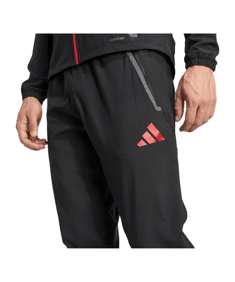 adidas adidas FC Liverpool Vic Tech Travel Hose Trainingshose Herren - schwarzrot - 0 | SportScheck