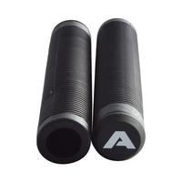 Apollo Grips mit Bar Ends Scooter - schwarz