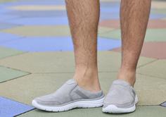 Rückansicht von John Devin Sabot Freizeitschuhe hellgrau