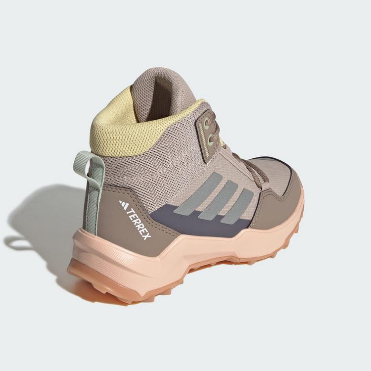 adidas adidas Terrex Ax4r Mid Wanderschuh Winterschuhe Kinder - Wonder Taupe / Reflective Silver / Ice Tangerine - 4 | SportScheck