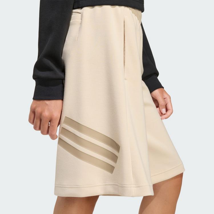 adidas adidas LANGE FUTURE ICONS-3-STREIFEN-SHORTS Funktionsshorts Kinder - Crystal Linen / Trace Khaki - 0 | SportScheck