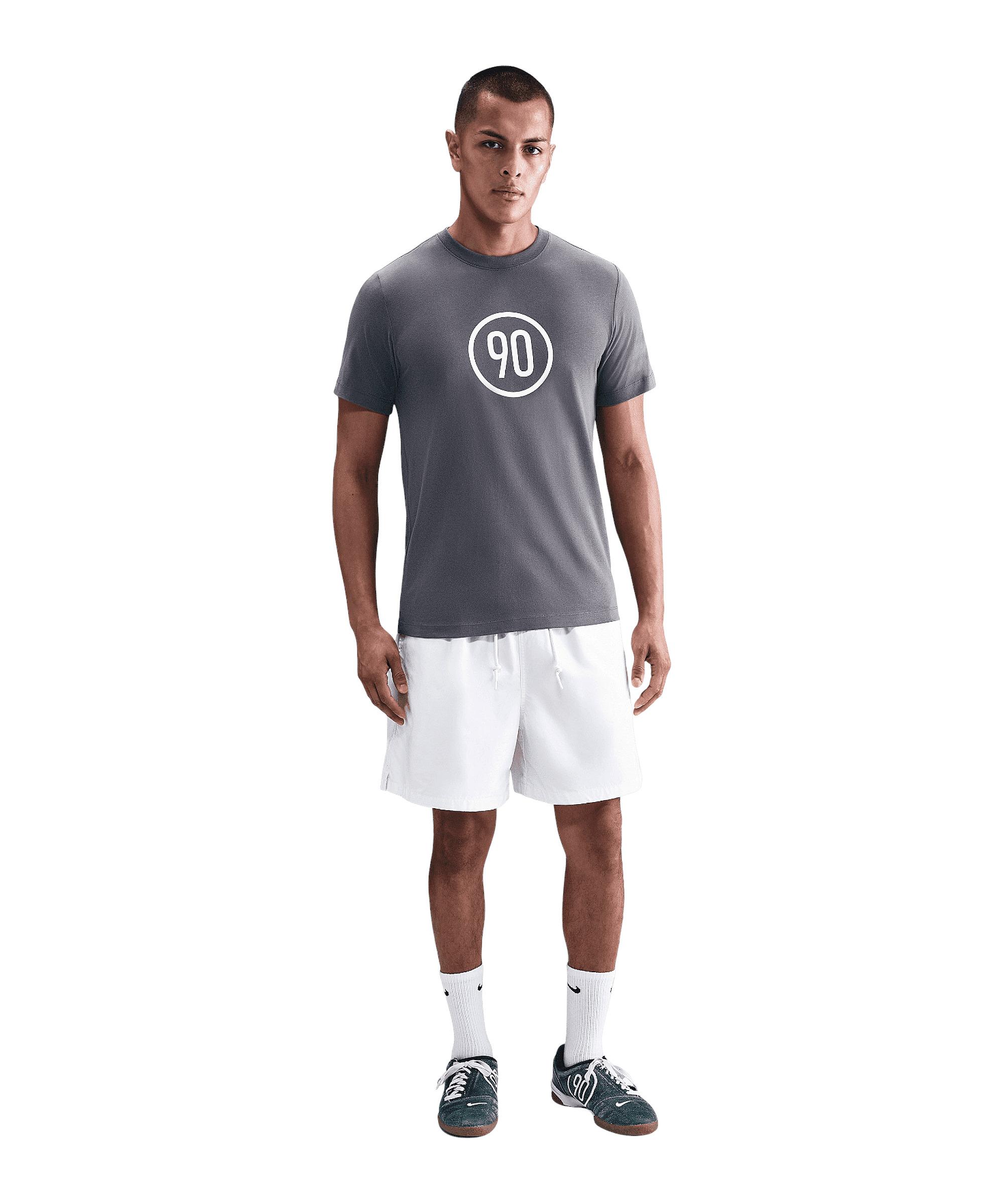 Nike M Nk Tee Total 90 2 T-Shirt Funktionsshirt Herren - grauweiss
