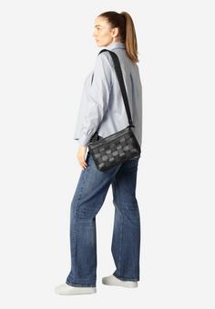 Rückansicht von Ilse Jacobsen CHIP12 Umhängetasche Damen schwarz