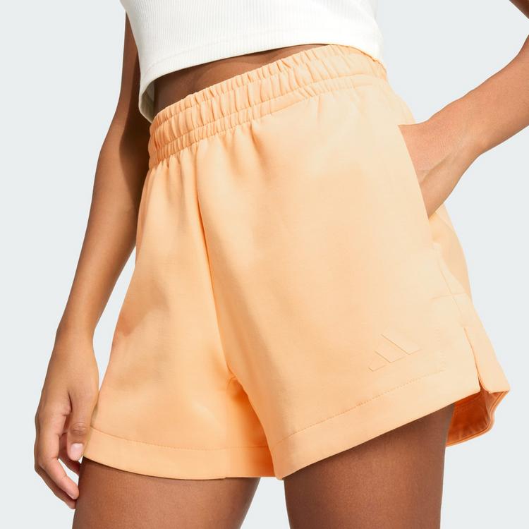adidas adidas Soft Lux Shorts, locker geschnitten Funktionsshorts Damen - Semi Ice Tangerine - 1 | SportScheck
