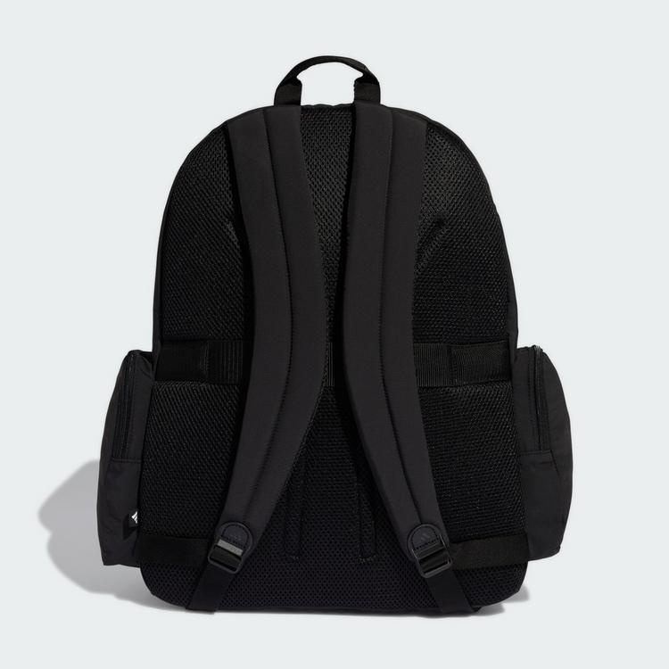 adidas adidas ESSENTIALS SUPERSIZE RUCKSACK Daypack - Black / White - 0 | SportScheck