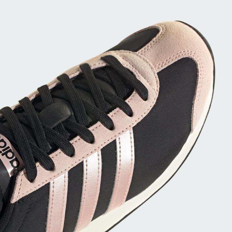 adidas adidas RUNVISTA HALO SCHUH Sneaker Damen - Core Black / Sandy Pink Met. / Blush Pink - 6 | SportScheck