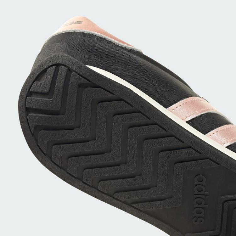 adidas adidas RUNVISTA HALO SCHUH Sneaker Damen - Core Black / Sandy Pink Met. / Blush Pink - 7 | SportScheck