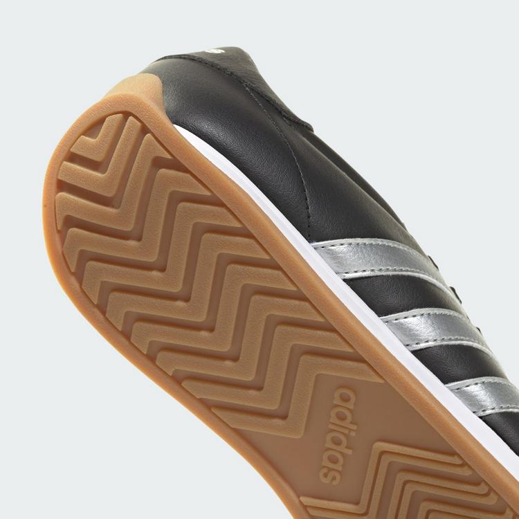 adidas adidas RUNVISTA HALO SCHUH Sneaker Damen - Core Black / Core Black / Iron Metallic - 7 | SportScheck