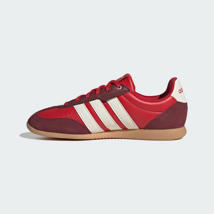 adidas adidas BARREDA LO SCHUH Sneaker Damen - Better Scarlet / Off White / Gum - 5 | SportScheck