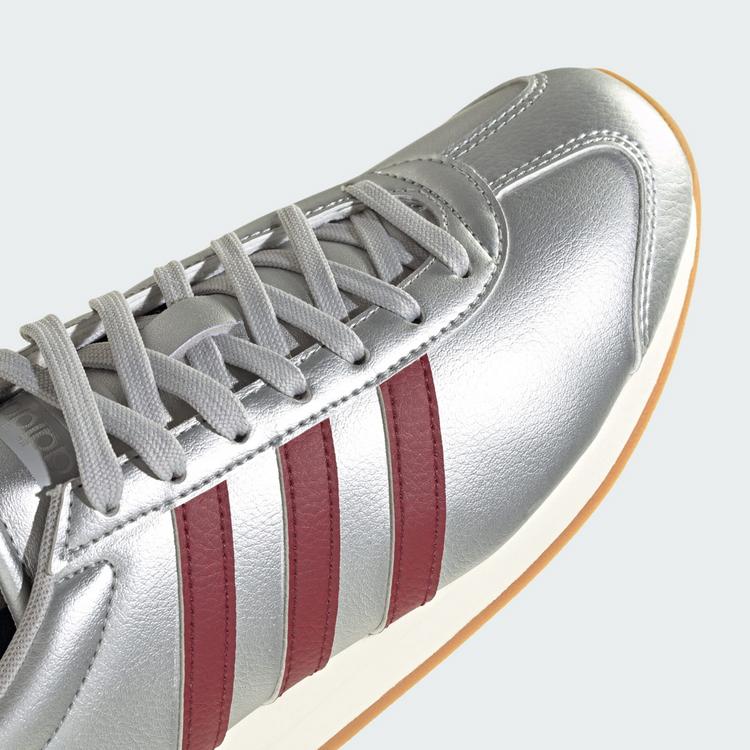 adidas adidas RUNVISTA HALO SCHUH Sneaker Damen - Silver Metallic / Shadow Red / Off White - 6 | SportScheck