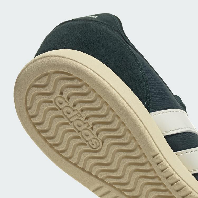 adidas adidas BARREDA MARY JANE SCHUH Sneaker Damen - Aurora Ivy / Off White / Warm Vanilla - 6 | SportScheck