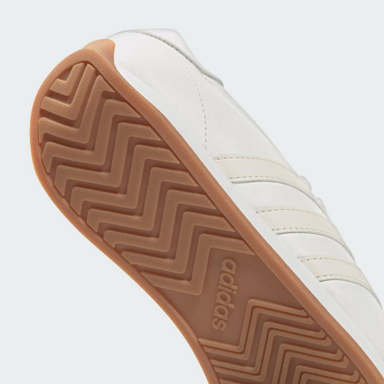 adidas adidas RUNVISTA HALO SCHUH Sneaker Damen - Core White / Semi Frozen Turbo / Gum - 7 | SportScheck