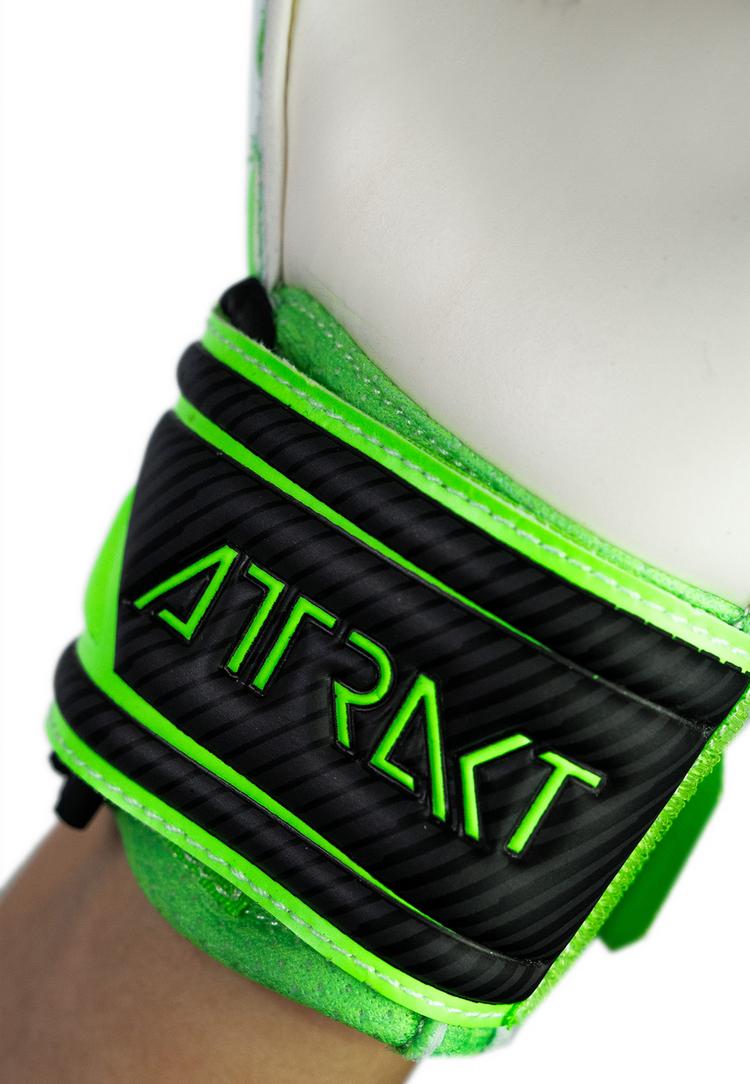 Reusch Reusch Attrakt Solid Junior Torwarthandschuhe Kinder - 5551 green gecko/black - 4 | SportScheck