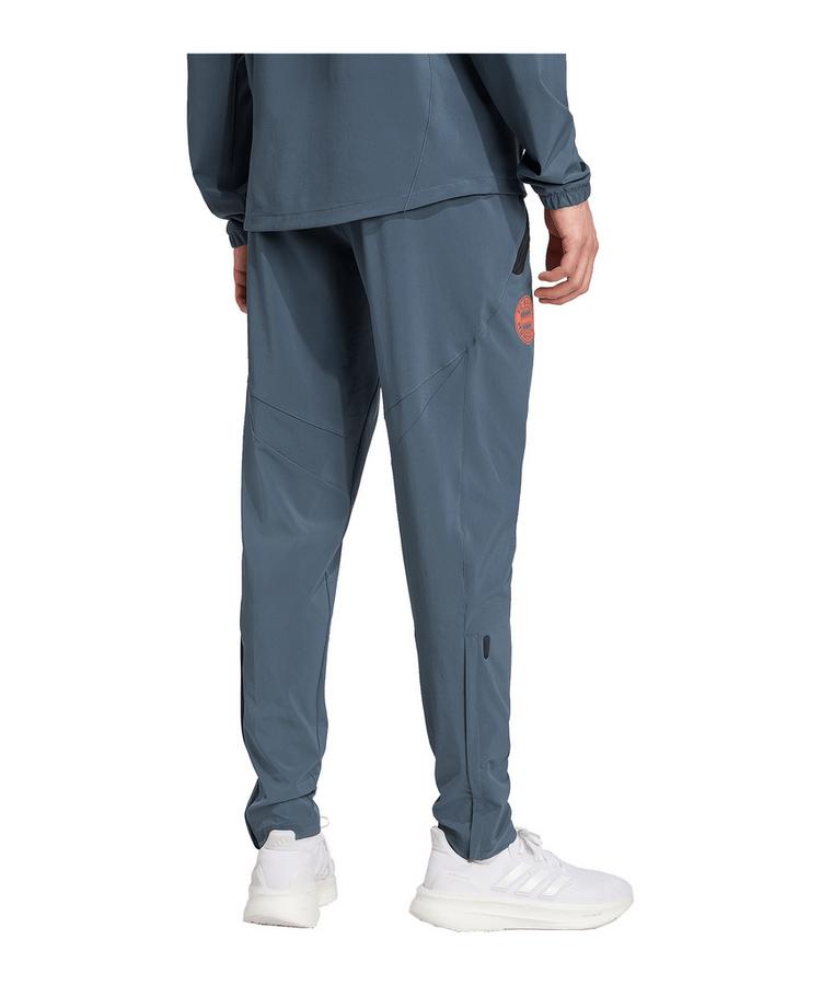 adidas adidas FC Bayern M&uuml;nchen Tech Travel Hose Trainingshose Herren - grau - 0 | SportScheck