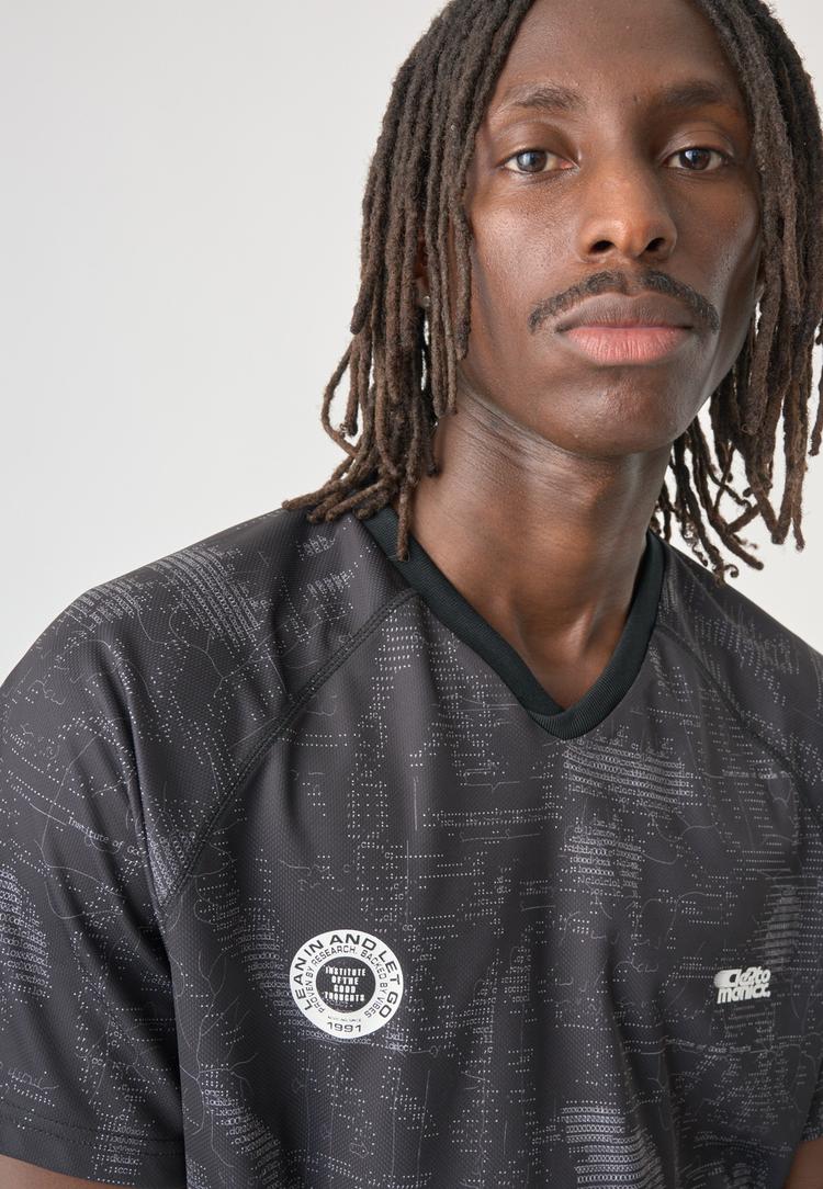 Cleptomanicx Cleptomanicx Printshirt Herren - Black - 2 | SportScheck