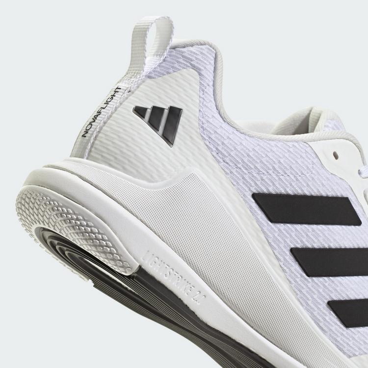 adidas adidas Novaflight 2 Indoor Schuh Hallenschuhe - Cloud White / Core Black / Cloud White - 7 | SportScheck