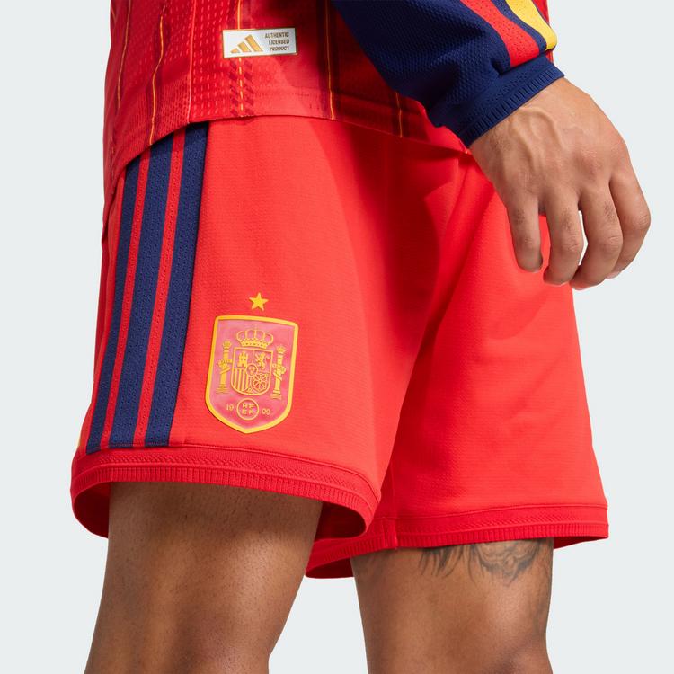 adidas adidas Spanien 26 Authentic Heimshorts Fu&szlig;ballshorts Herren - Vivid Red - 0 | SportScheck