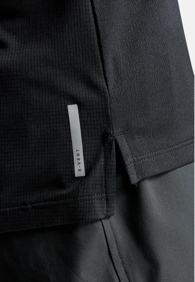 2XU 2XU Aero Mesh Singlet Funktionsshirt Damen - black-silver reflective - 7 | SportScheck